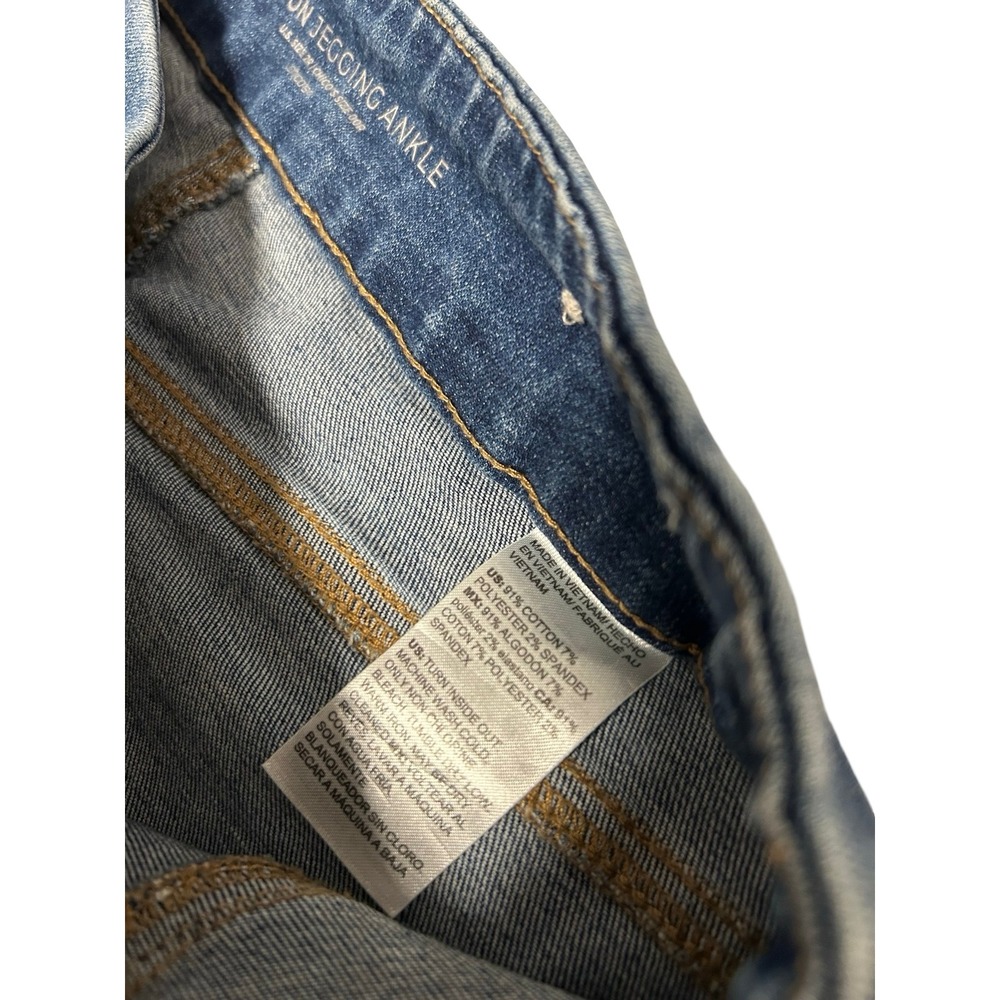 Chicos Pull On Jegging Ankle Jeans Size 00R Blue Tulip Hem Frayed Stretch Denim - Picture 4 of 8